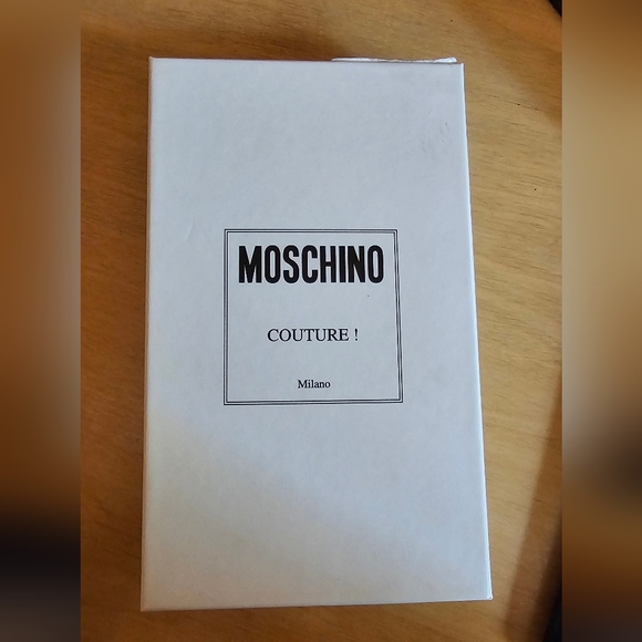 Moschino Wallet - Picture 9 of 9
